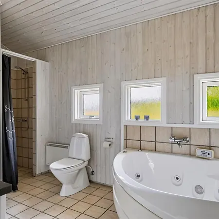Hedvig - 500m From The Sea By Interhome *